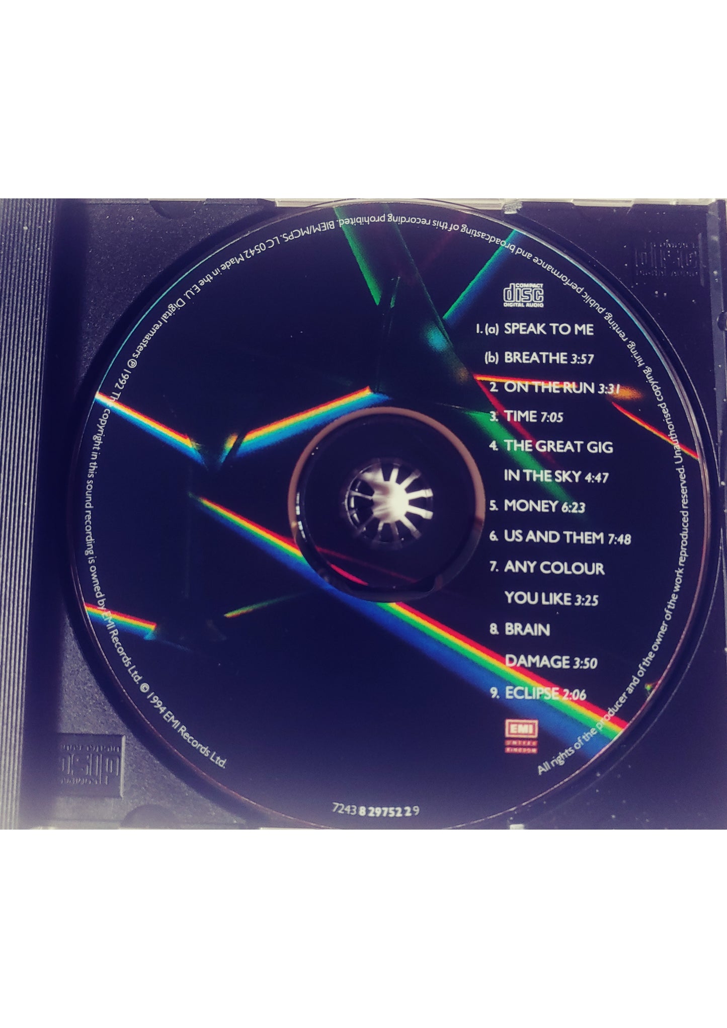 Pink Floyd - Album " DARK SIDE OF THE MOON" (1973)